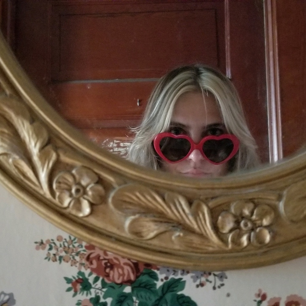 Meet your Posher, Jillian